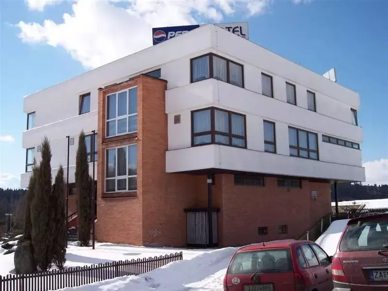 Motel Jestřábec